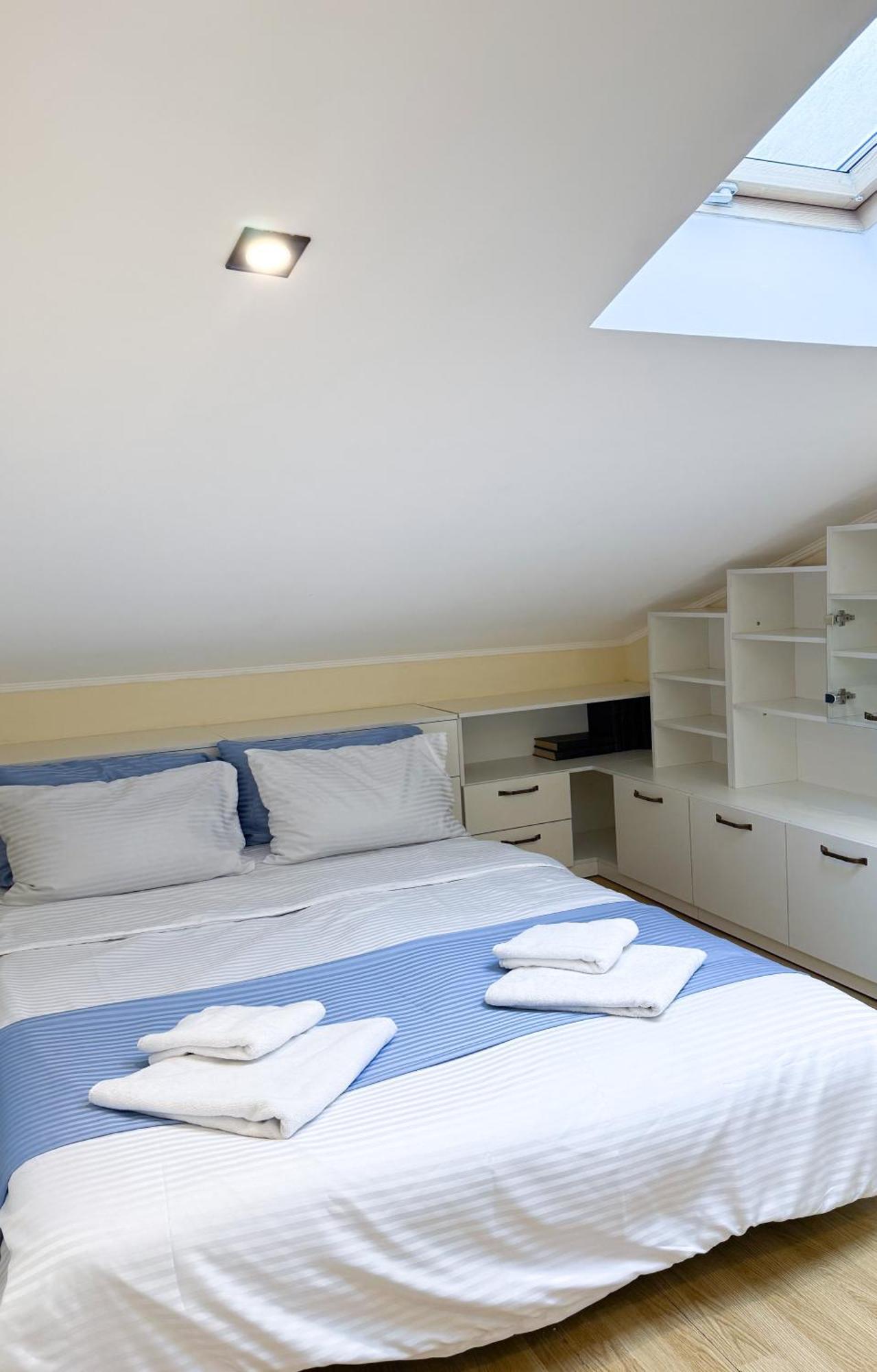 Grand Apartments On Rynok Square Lviv Dış mekan fotoğraf