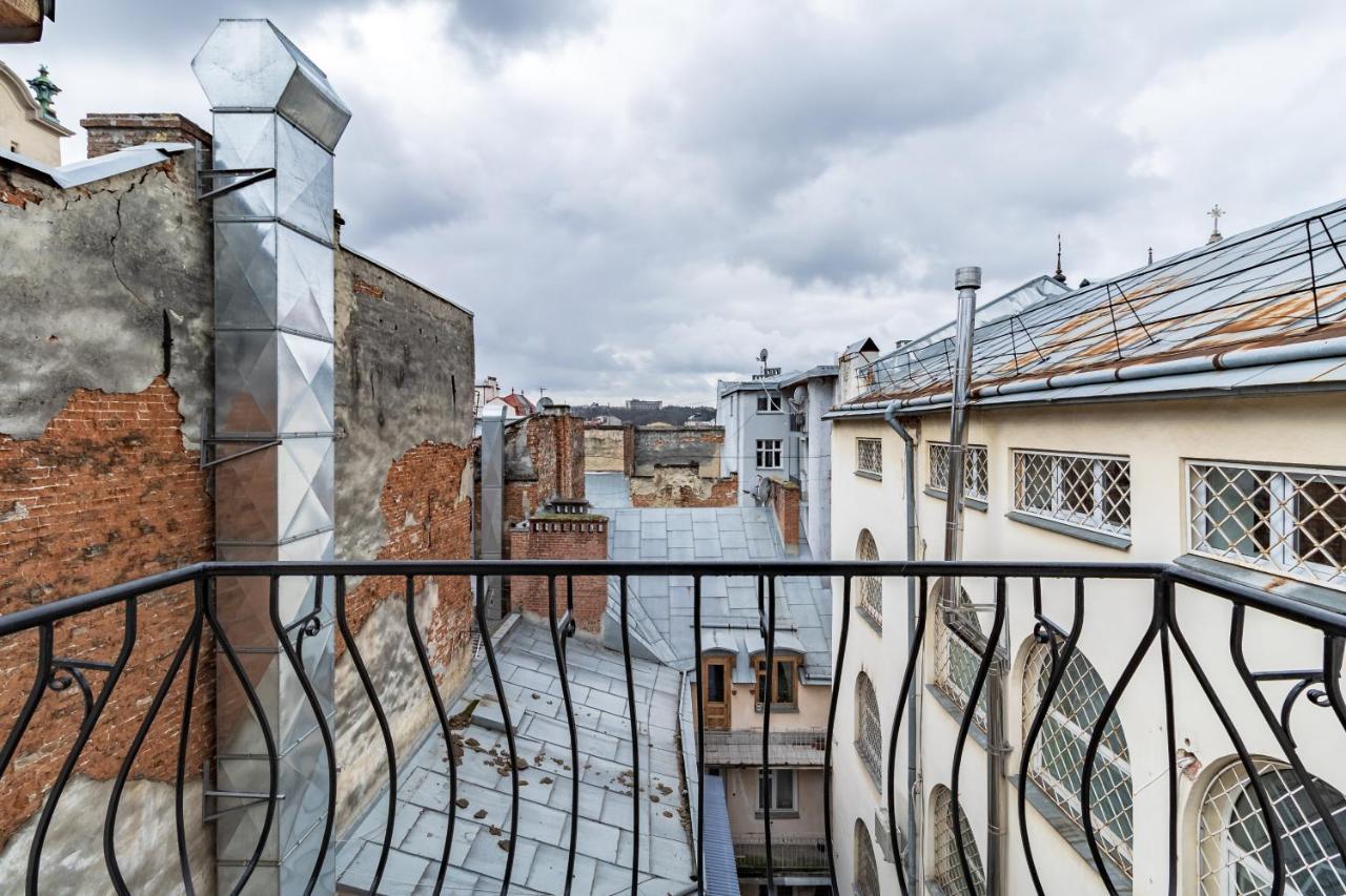 Grand Apartments On Rynok Square Lviv Dış mekan fotoğraf