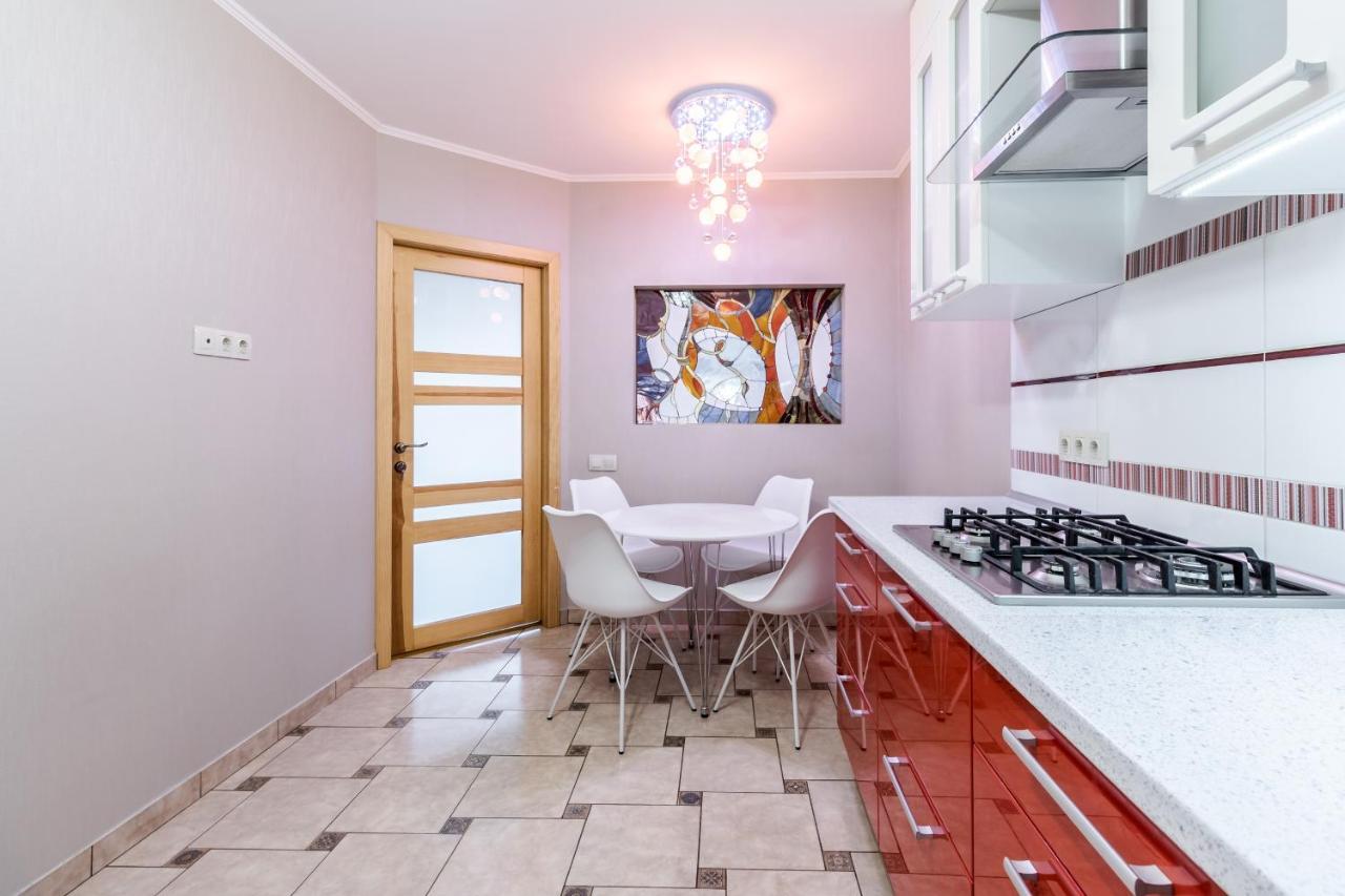 Grand Apartments On Rynok Square Lviv Dış mekan fotoğraf