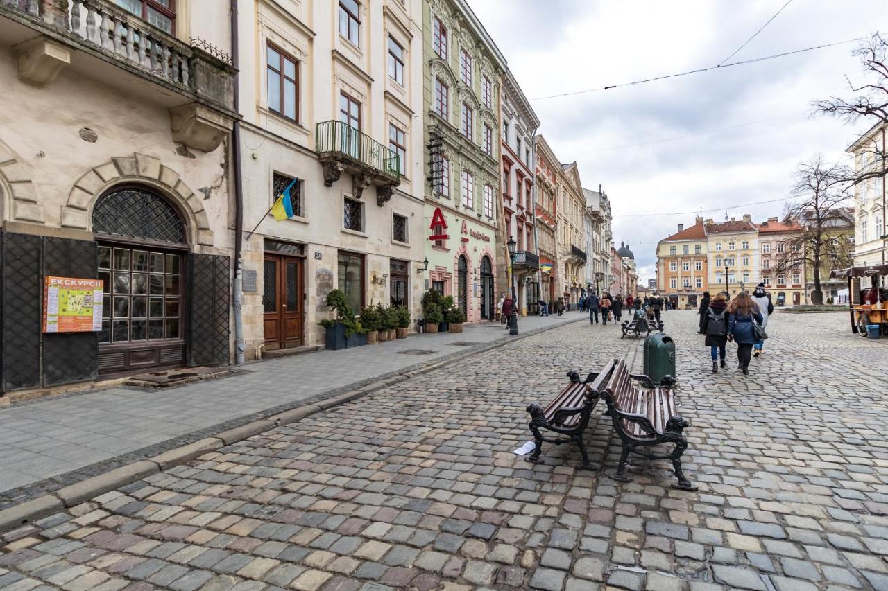 Grand Apartments On Rynok Square Lviv Dış mekan fotoğraf